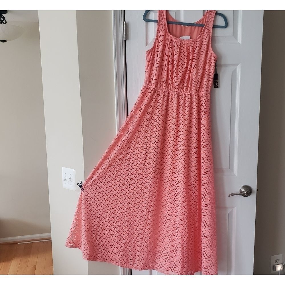 LIBERTY LOVE Sleeveless Eyelet Maxi Dress Juniors size L BRAND NEW.